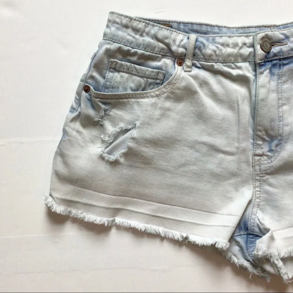 Aeropostale High Waist Shorty Light Distressed Raw Hem 10